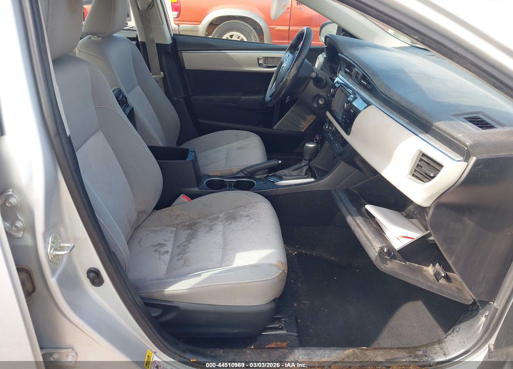 2015 TOYOTA COROLLA LE VIN: 2T1BURHE8FC322904