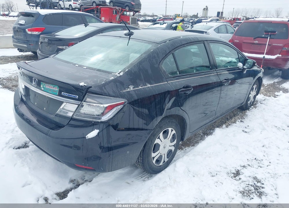 2013 HONDA CIVIC HYBRID VIN: 19XFB4F27DE000529