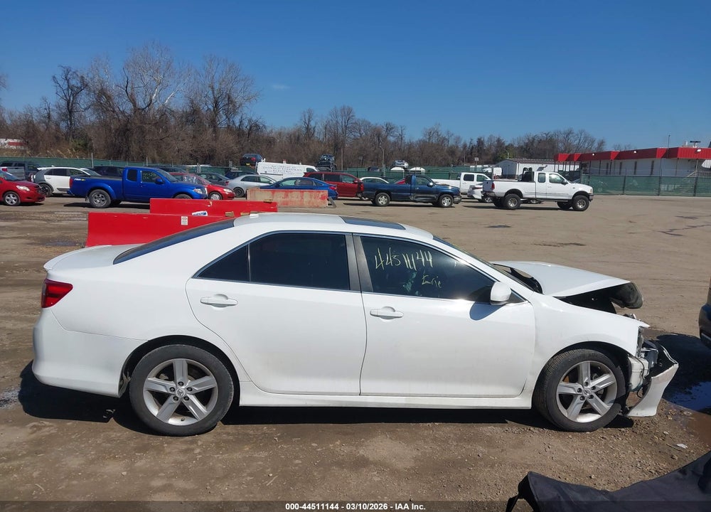2012 TOYOTA CAMRY SE VIN: 4T1BF1FK2CU119327