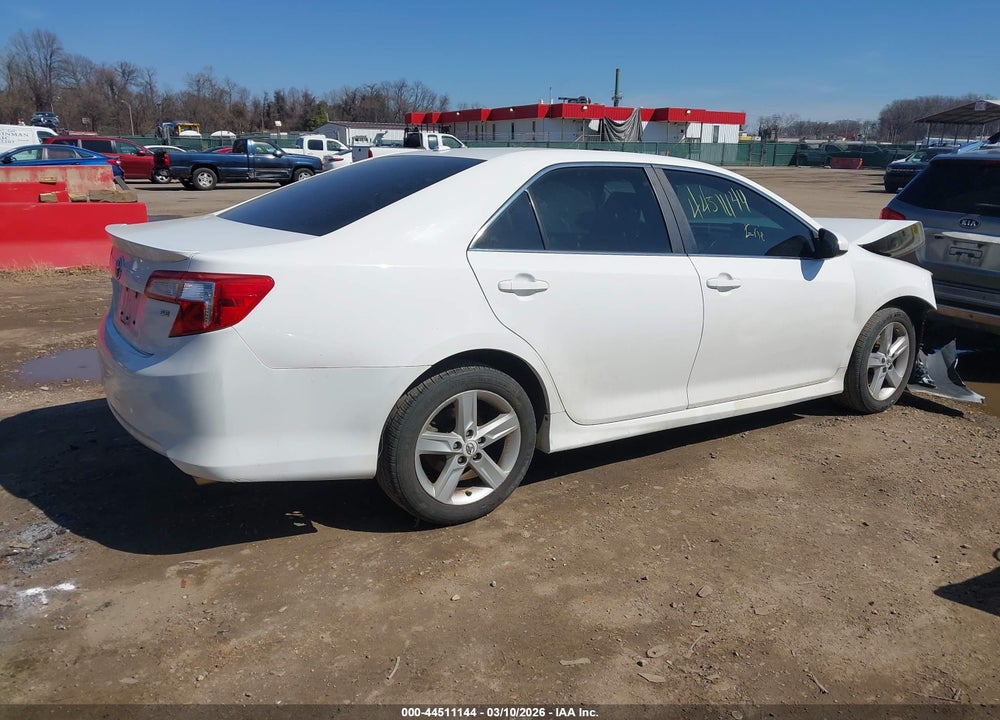 2012 TOYOTA CAMRY SE VIN: 4T1BF1FK2CU119327