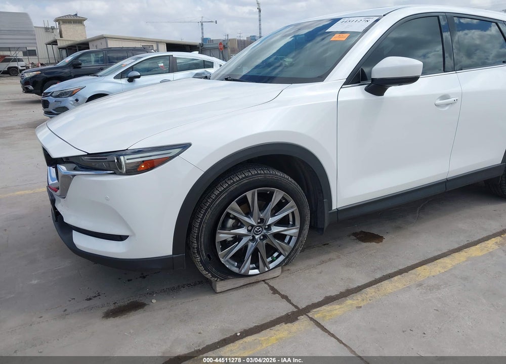 2019 MAZDA CX-5 SIGNATURE VIN: JM3KFBEY3K0653207