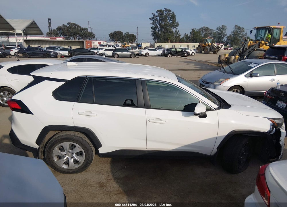 2024 TOYOTA RAV4 LE VIN: JTMK1RFV4RD118250