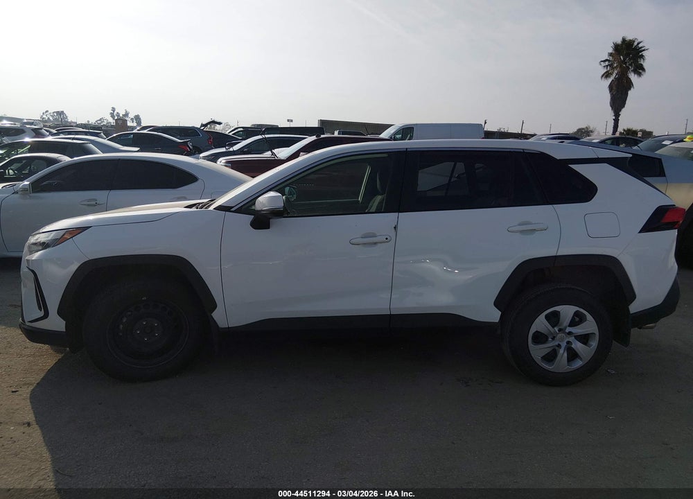 2024 TOYOTA RAV4 LE VIN: JTMK1RFV4RD118250