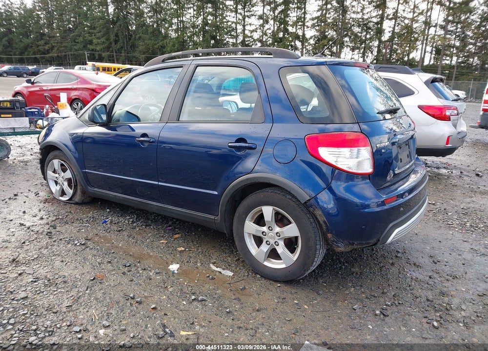 2011 SUZUKI SX4 PREMIUM/TECH VALU PKG (NAV) VIN: JS2YB5A32B6305377