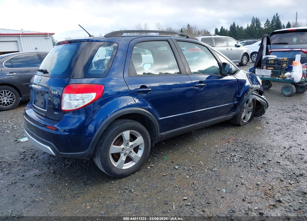 2011 SUZUKI SX4 PREMIUM/TECH VALU PKG (NAV) VIN: JS2YB5A32B6305377