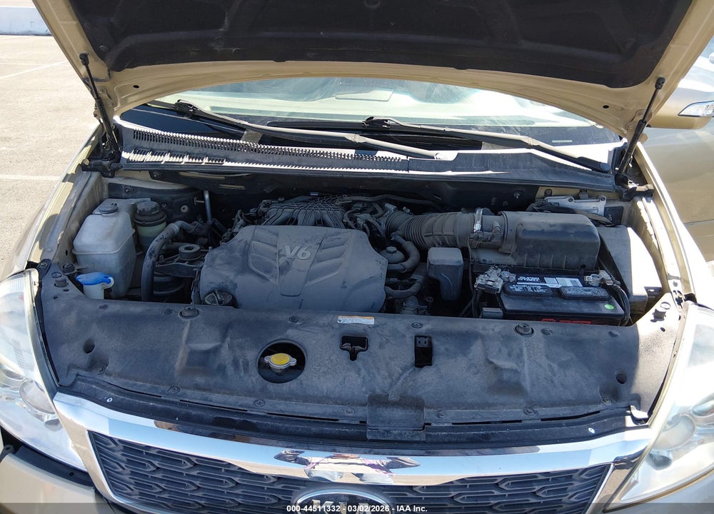 2011 KIA SEDONA LX VIN: KNDMG4C75B6406868