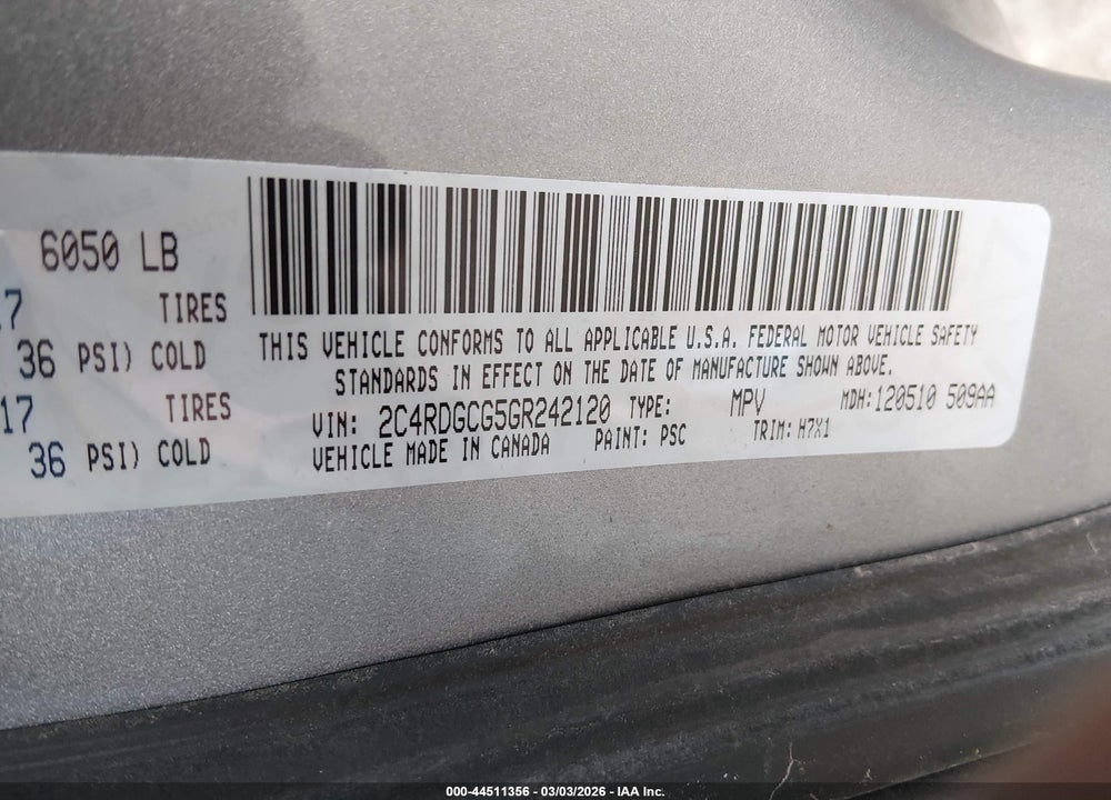 2016 DODGE GRAND CARAVAN SXT VIN: 2C4RDGCG5GR242120