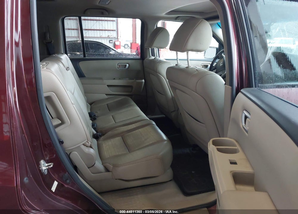 2013 HONDA PILOT EX-L VIN: 5FNYF4H51DB013002