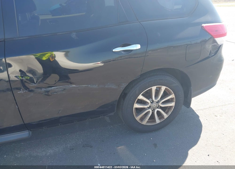 2014 NISSAN PATHFINDER S VIN: 5N1AR2MN0EC655059