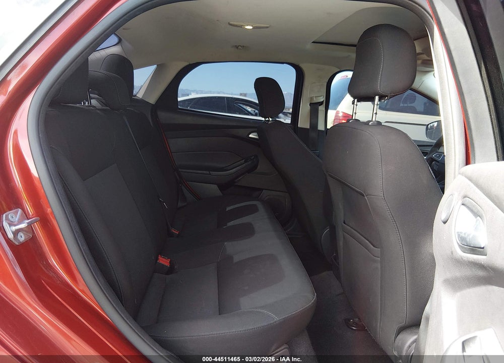 2018 FORD FOCUS SEL VIN: 1FADP3H20JL270730