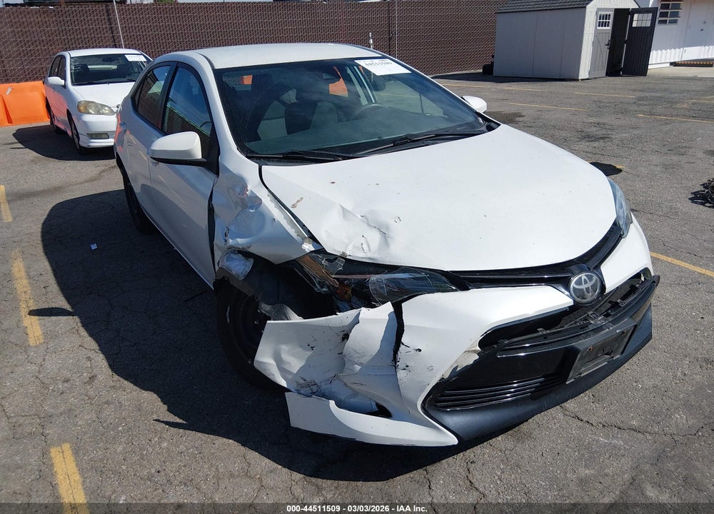 2017 TOYOTA COROLLA LE VIN: 5YFBURHE4HP607652