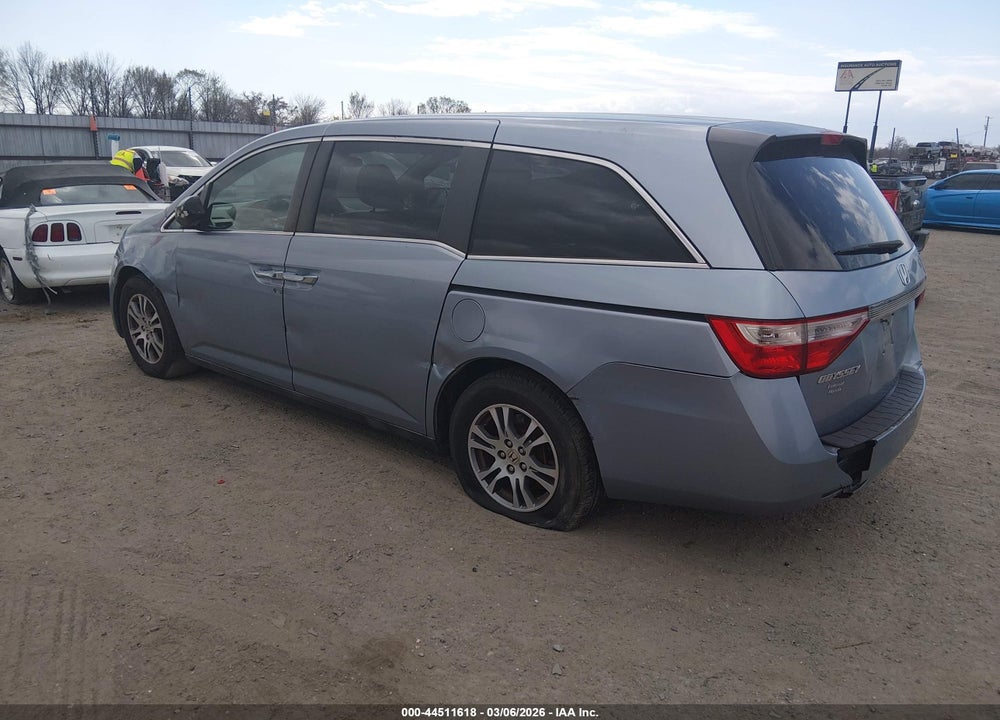2011 HONDA ODYSSEY EX VIN: 5FNRL5H42BB086015