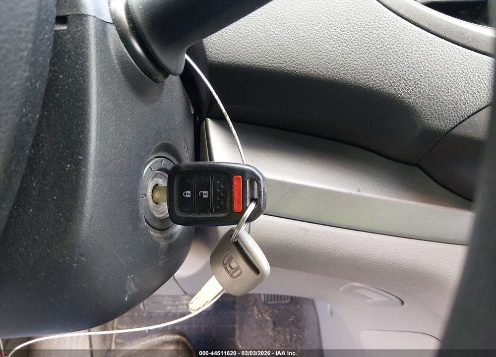 2014 HONDA CR-V LX VIN: 2HKRM4H3XEH616140