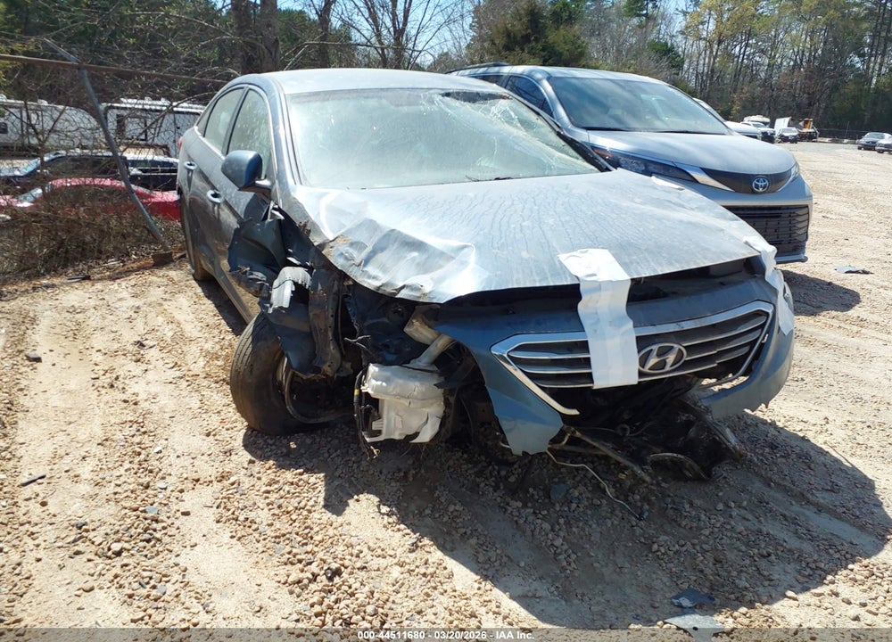 2015 HYUNDAI SONATA SE VIN: 5NPE24AF7FH169678
