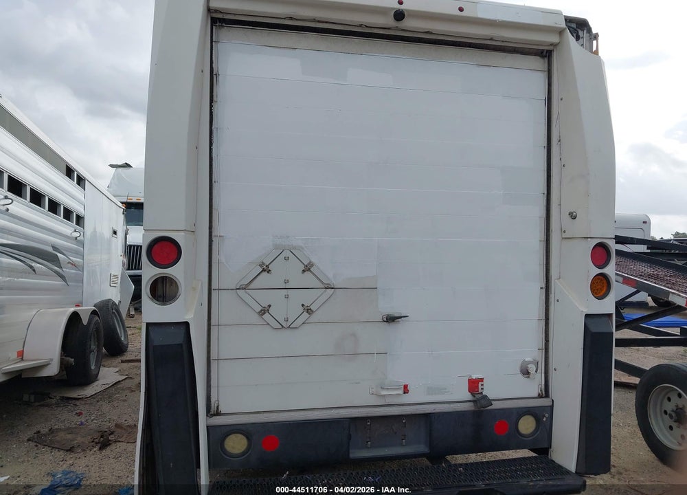 2013 ISUZU COMMERCIAL VAN VIN: JALB4T172D7W00363