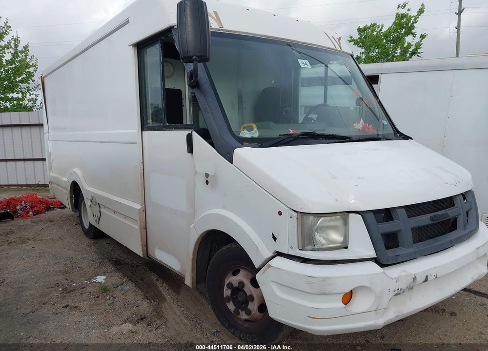 2013 ISUZU COMMERCIAL VAN VIN: JALB4T172D7W00363