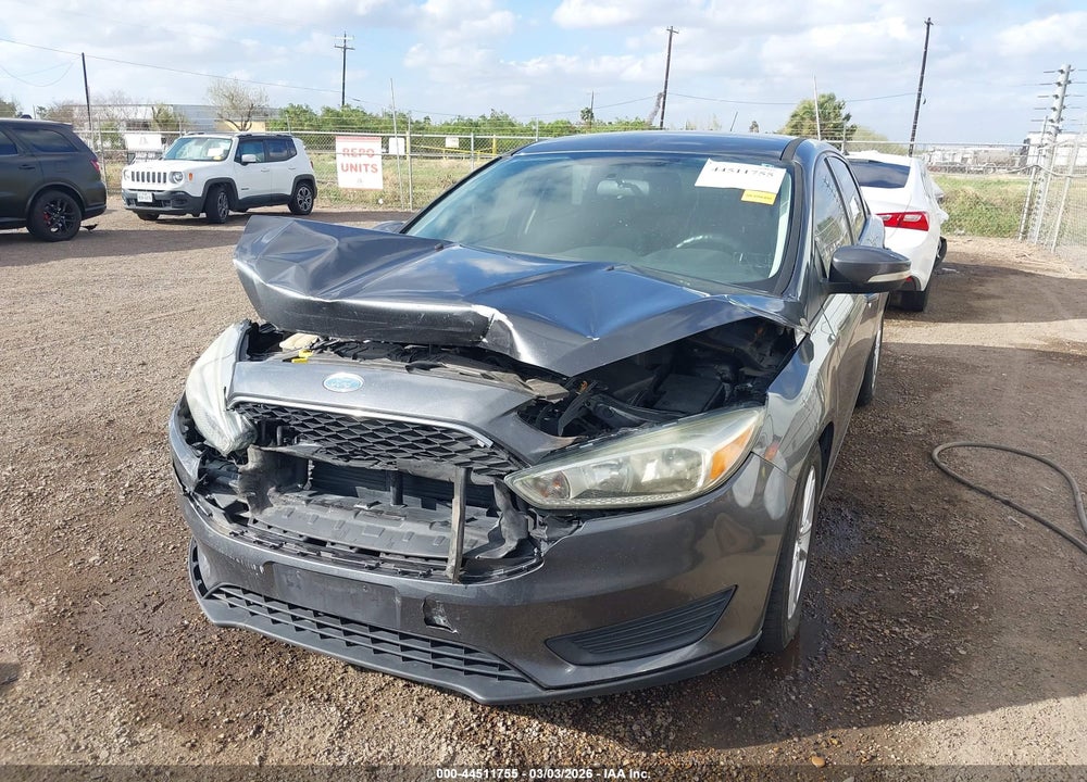 2016 FORD FOCUS SE VIN: 1FADP3F21GL391181