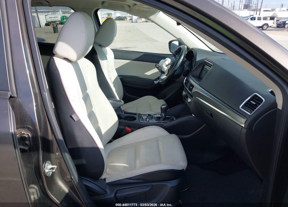 2016 MAZDA CX-5 GRAND TOURING VIN: JM3KE2DY5G0900948