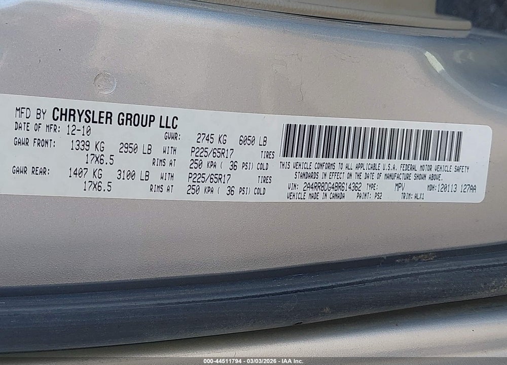 2011 CHRYSLER TOWN & COUNTRY TOURING-L VIN: 2A4RR8DG4BR614362