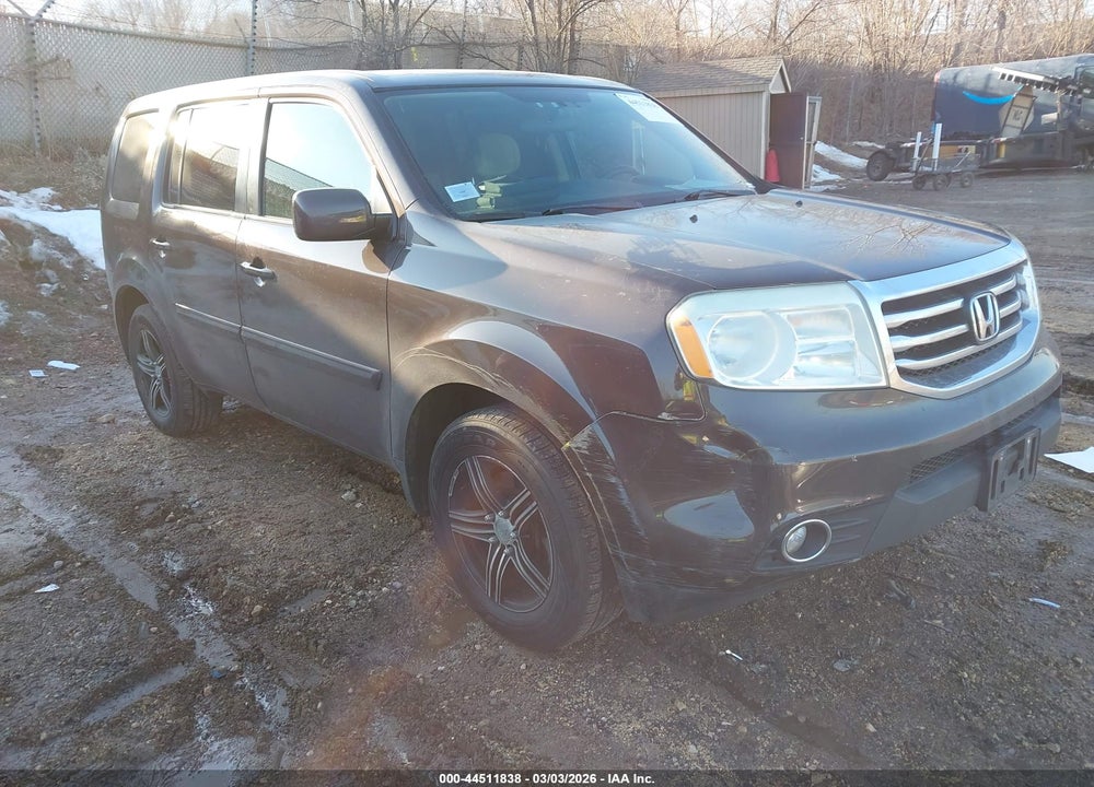 2013 HONDA PILOT EX VIN: 5FNYF4H42DB045948
