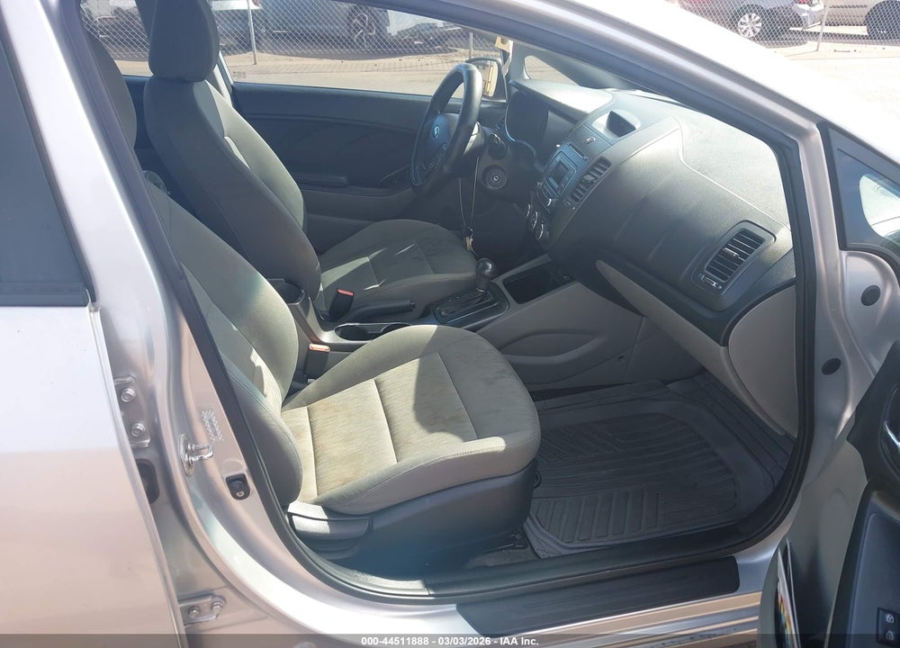 2014 KIA FORTE LX VIN: KNAFK4A69E5239469