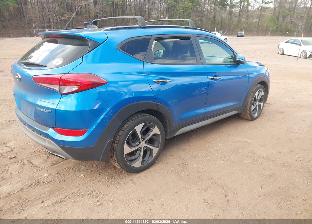 2017 HYUNDAI TUCSON LIMITED VIN: KM8J33A21HU382682