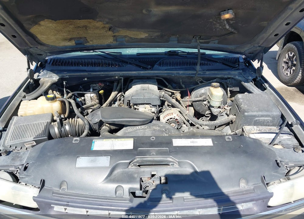 2000 CHEVROLET SILVERADO 1500 LS VIN: 1GCEC19V0YZ364377