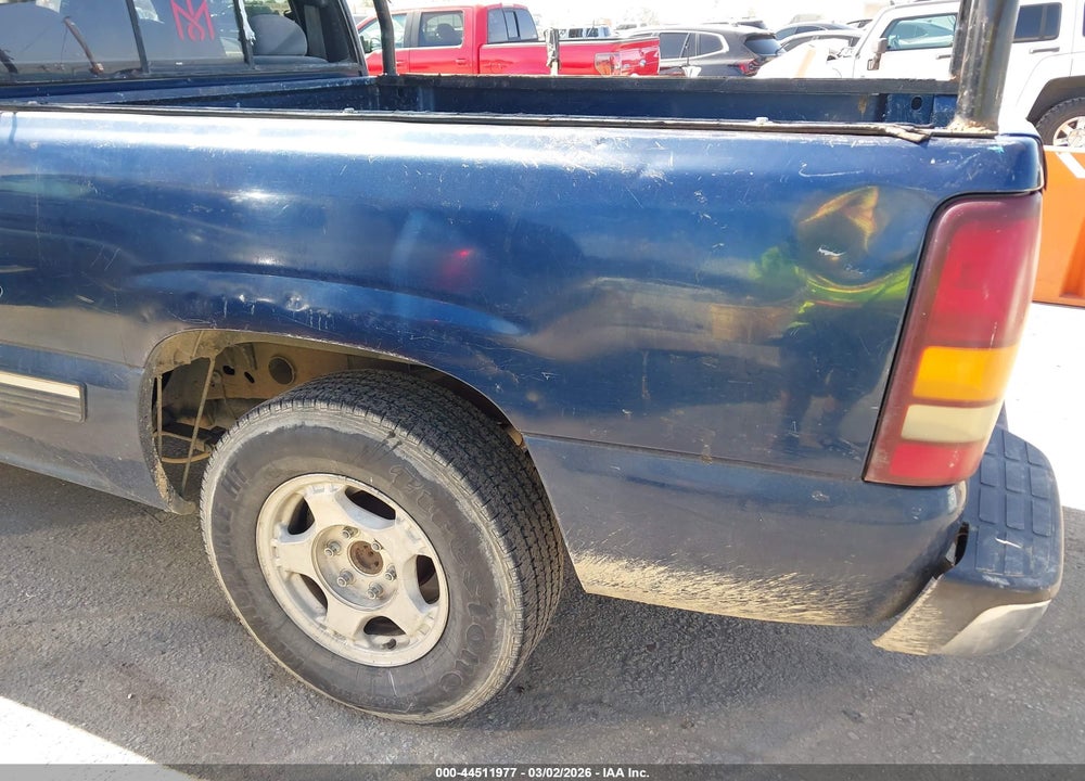 2000 CHEVROLET SILVERADO 1500 LS VIN: 1GCEC19V0YZ364377