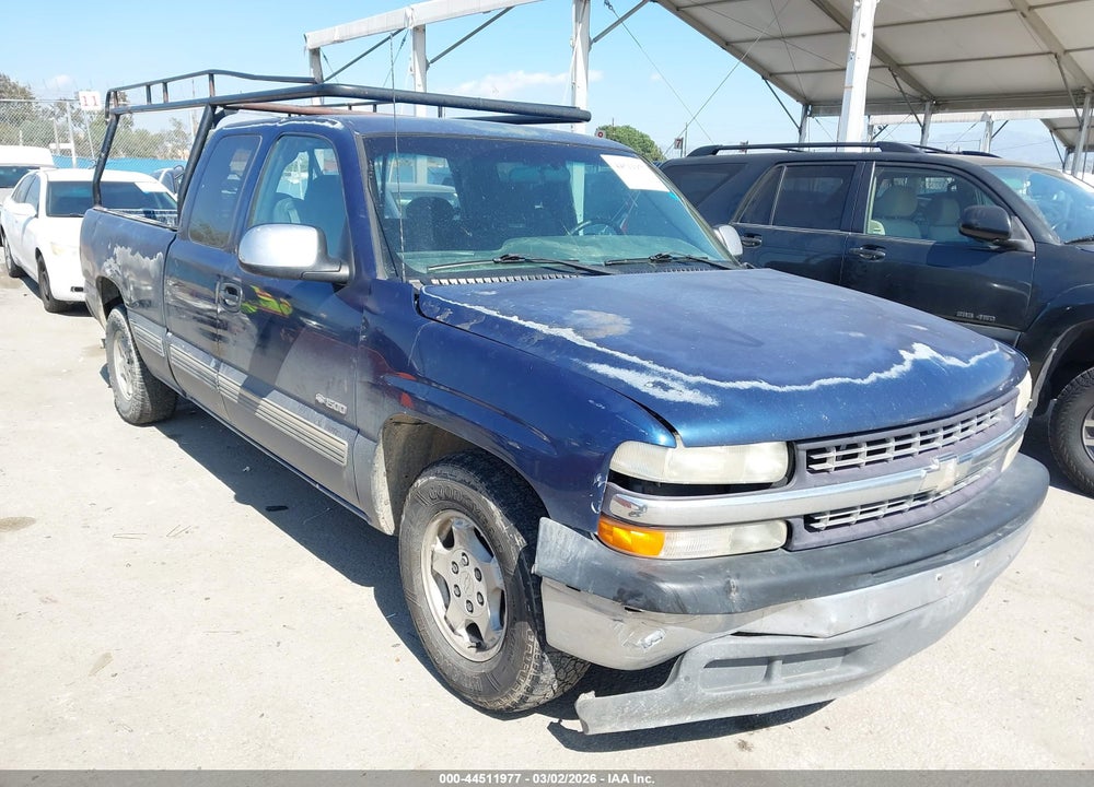 2000 CHEVROLET SILVERADO 1500 LS VIN: 1GCEC19V0YZ364377