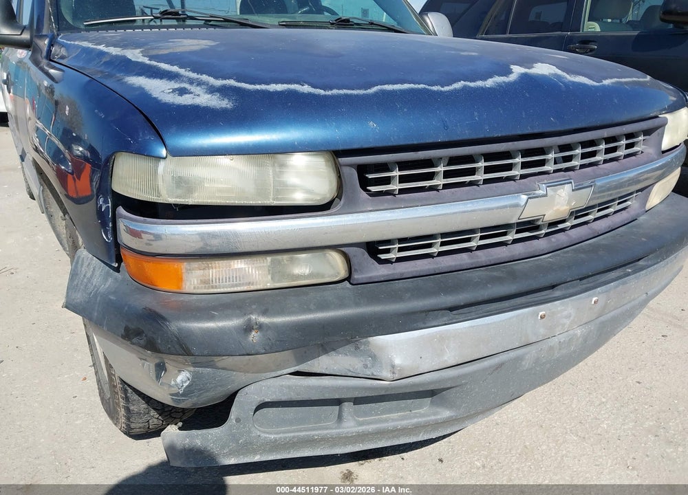 2000 CHEVROLET SILVERADO 1500 LS VIN: 1GCEC19V0YZ364377