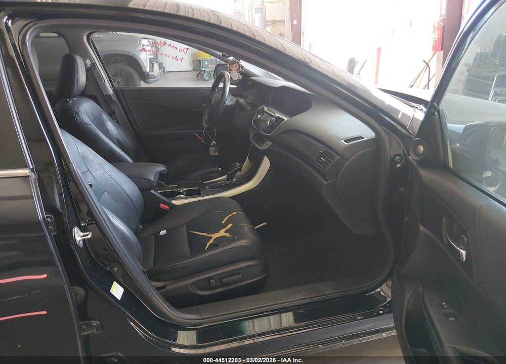 2013 HONDA ACCORD EX-L VIN: 1HGCR2F85DA282309