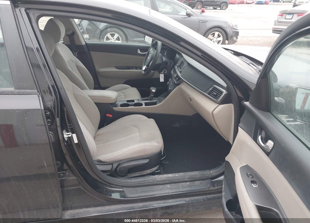 2017 KIA OPTIMA LX VIN: 5XXGT4L36HG167024