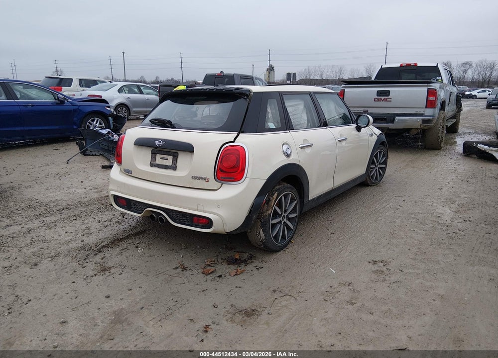 2019 MINI HARDTOP COOPER S VIN: WMWXU3C53K2H89294