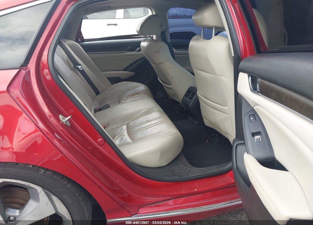 2018 HONDA ACCORD TOURING VIN: 1HGCV1F91JA107226