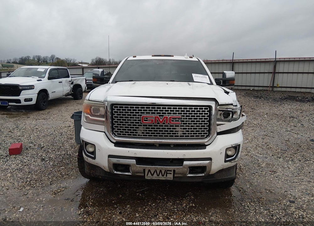 2015 GMC SIERRA 2500HD DENALI VIN: 1GT120E86FF554274