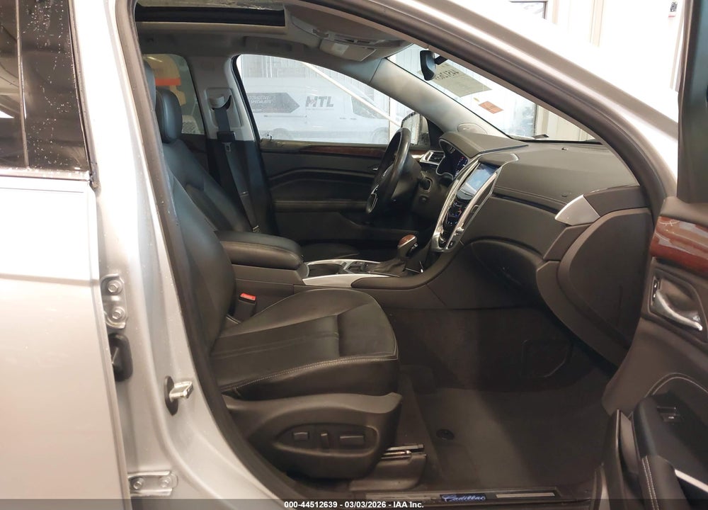 2013 CADILLAC SRX PERFORMANCE COLLECTION VIN: 3GYFNDE37DS602635