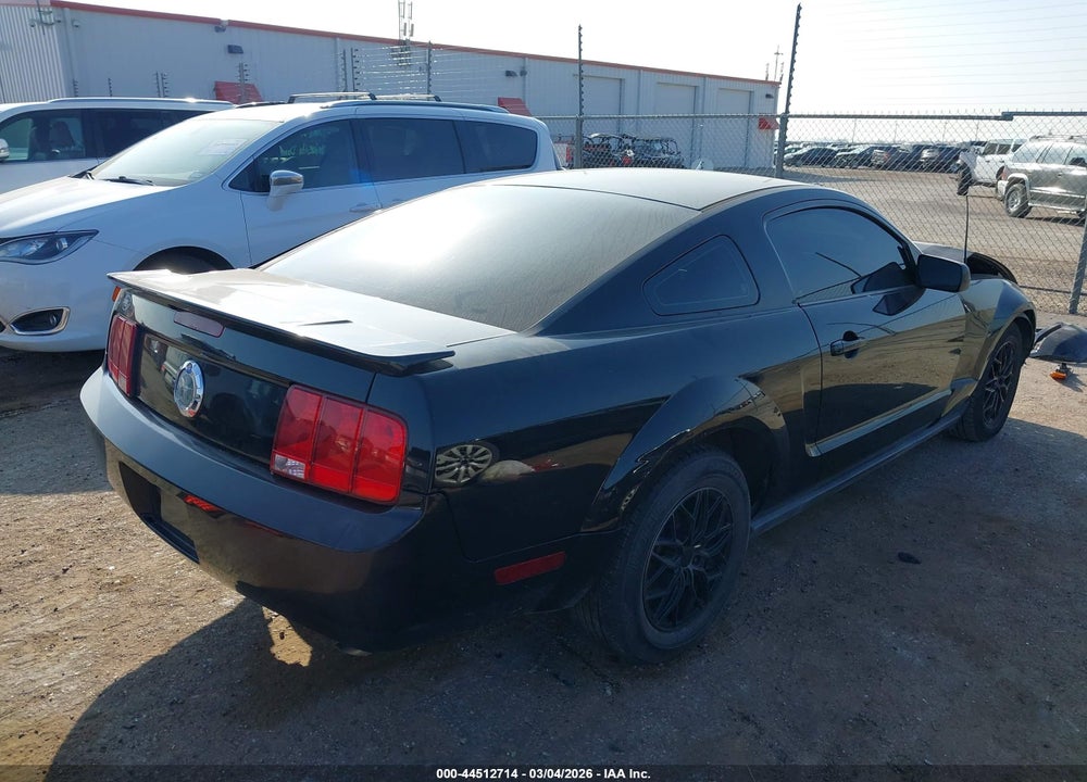 2007 FORD MUSTANG VIN: 1ZVFT80N575304804