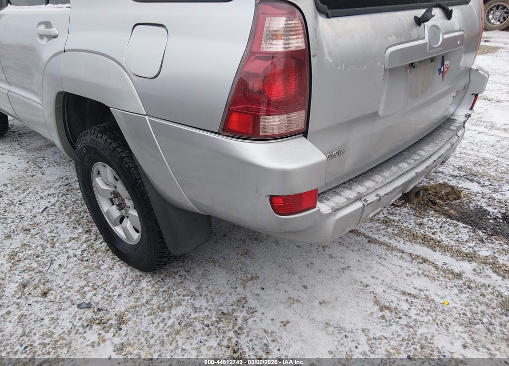 2005 TOYOTA 4RUNNER SR5 V6 VIN: JTEBU14R858037085