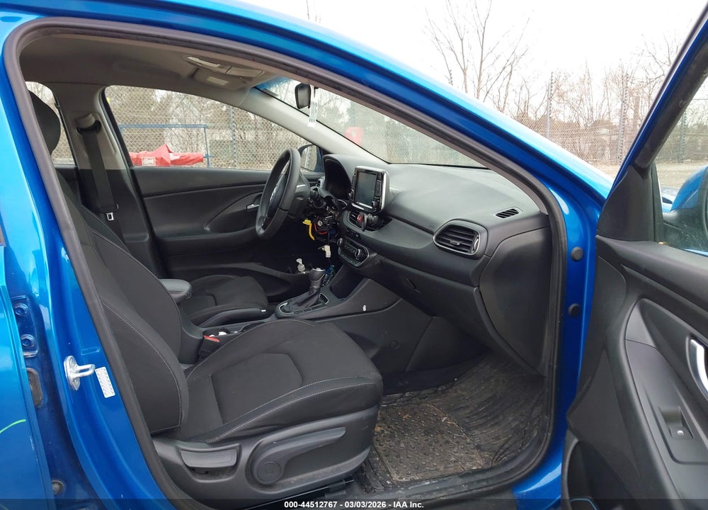 2018 HYUNDAI ELANTRA GT VIN: KMHH35LE4JU067463