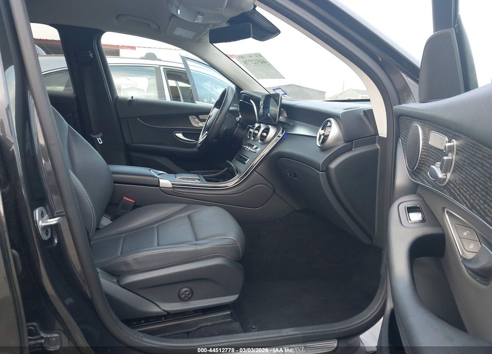 2022 MERCEDES-BENZ GLC 300 SUV VIN: W1N0G8DB6NG116994