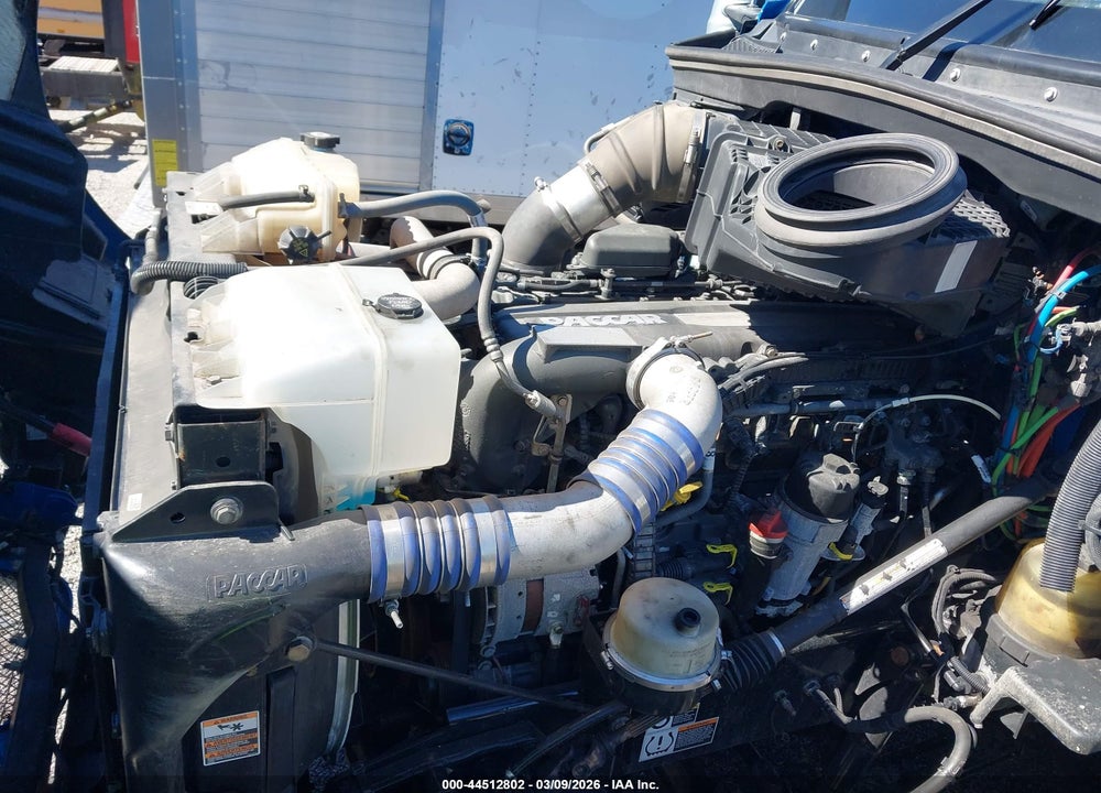 2020 KENWORTH T680 VIN: 1XKYDP9X8LJ317558
