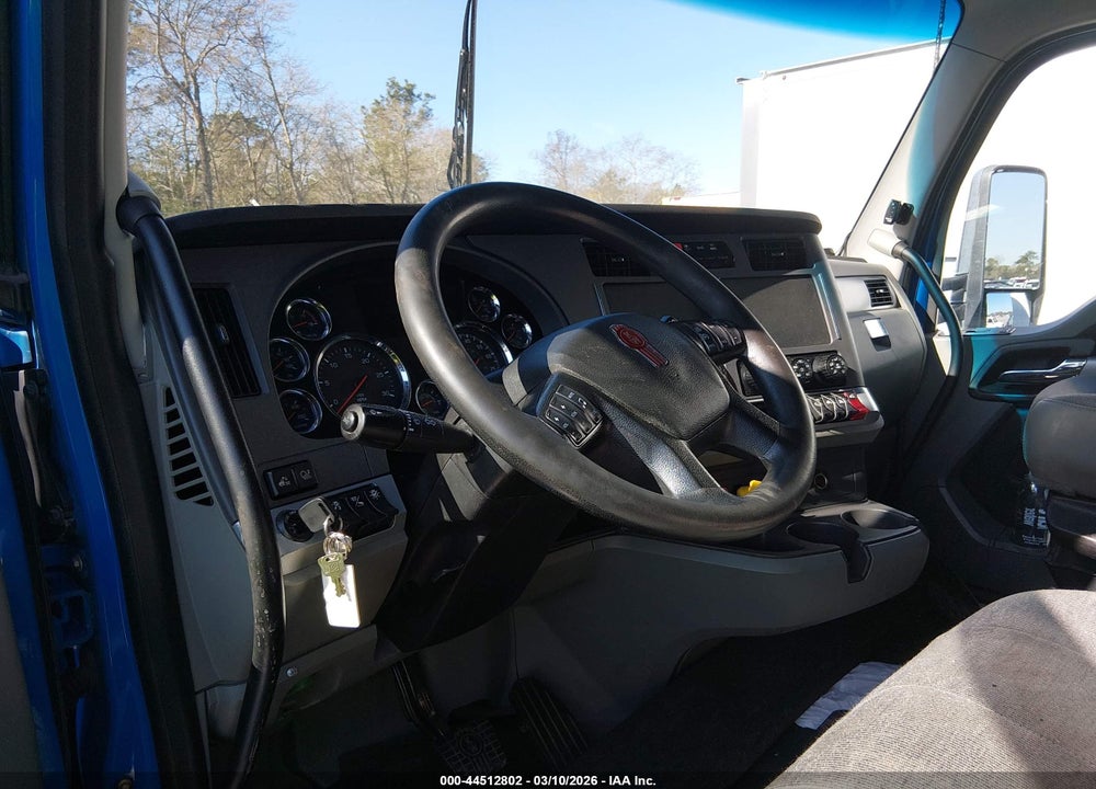 2020 KENWORTH T680 VIN: 1XKYDP9X8LJ317558