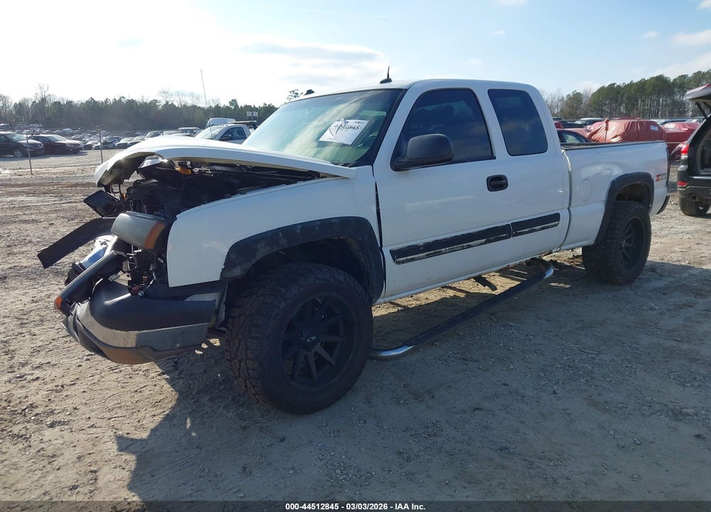 2004 CHEVROLET SILVERADO 1500 Z71 VIN: 1GCEK19T34E139972
