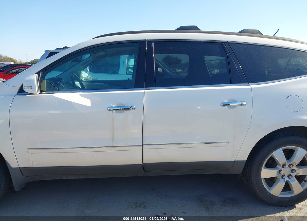 2011 CHEVROLET TRAVERSE LTZ VIN: 1GNKRLED8BJ234774