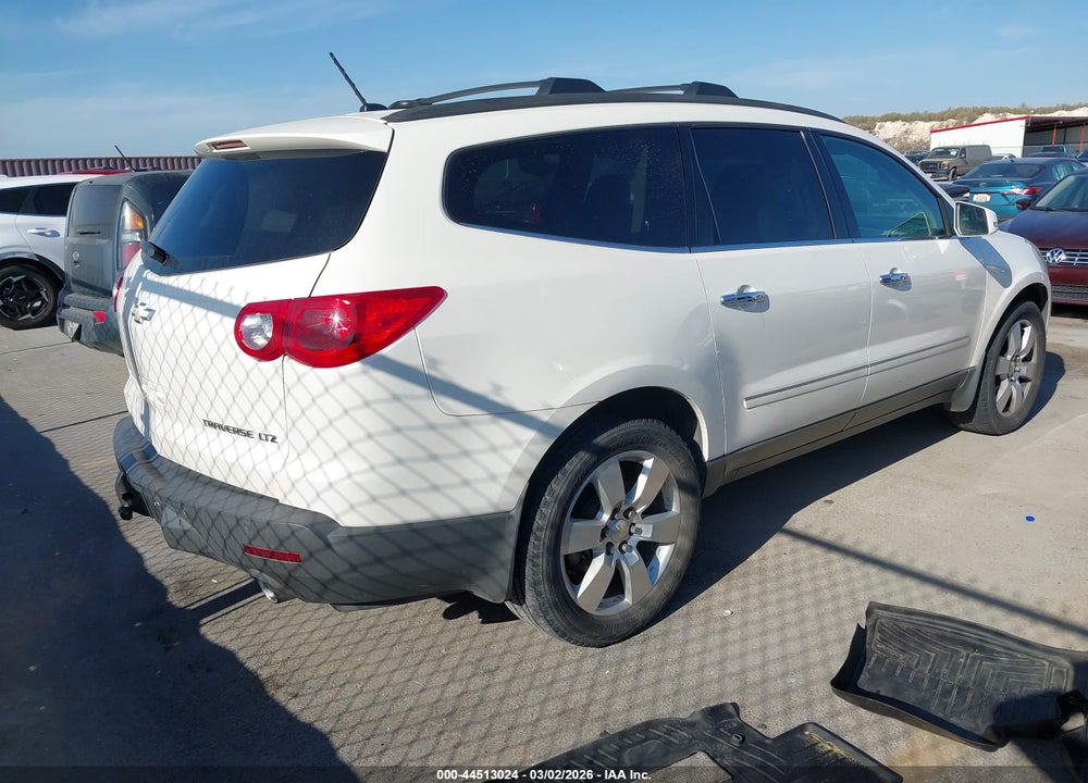 2011 CHEVROLET TRAVERSE LTZ VIN: 1GNKRLED8BJ234774