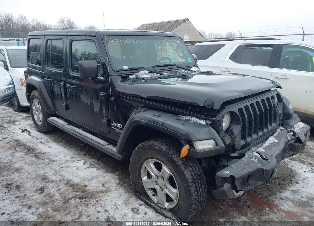 2018 JEEP WRANGLER UNLIMITED SPORT S 4X4 VIN: 1C4HJXDN3JW189661