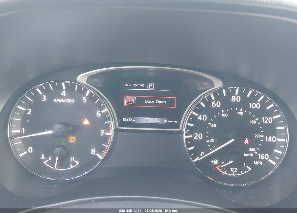 2018 NISSAN PATHFINDER SL VIN: 5N1DR2MM3JC647018
