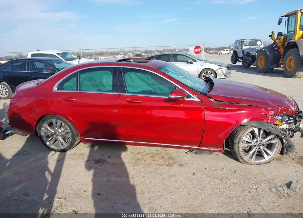 2018 MERCEDES-BENZ C 300 VIN: 55SWF4JB7JU248070