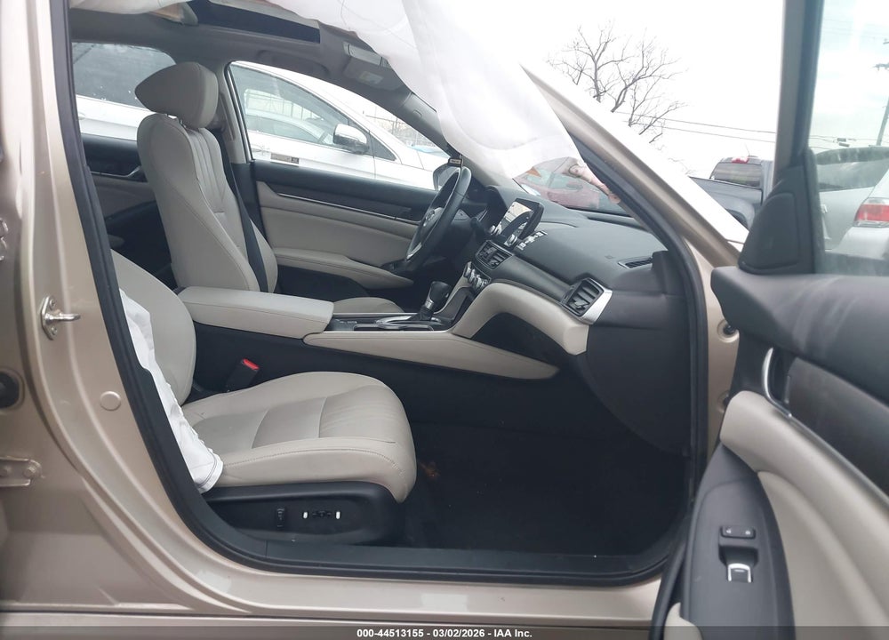 2019 HONDA ACCORD EX-L VIN: 1HGCV1F55KA138767