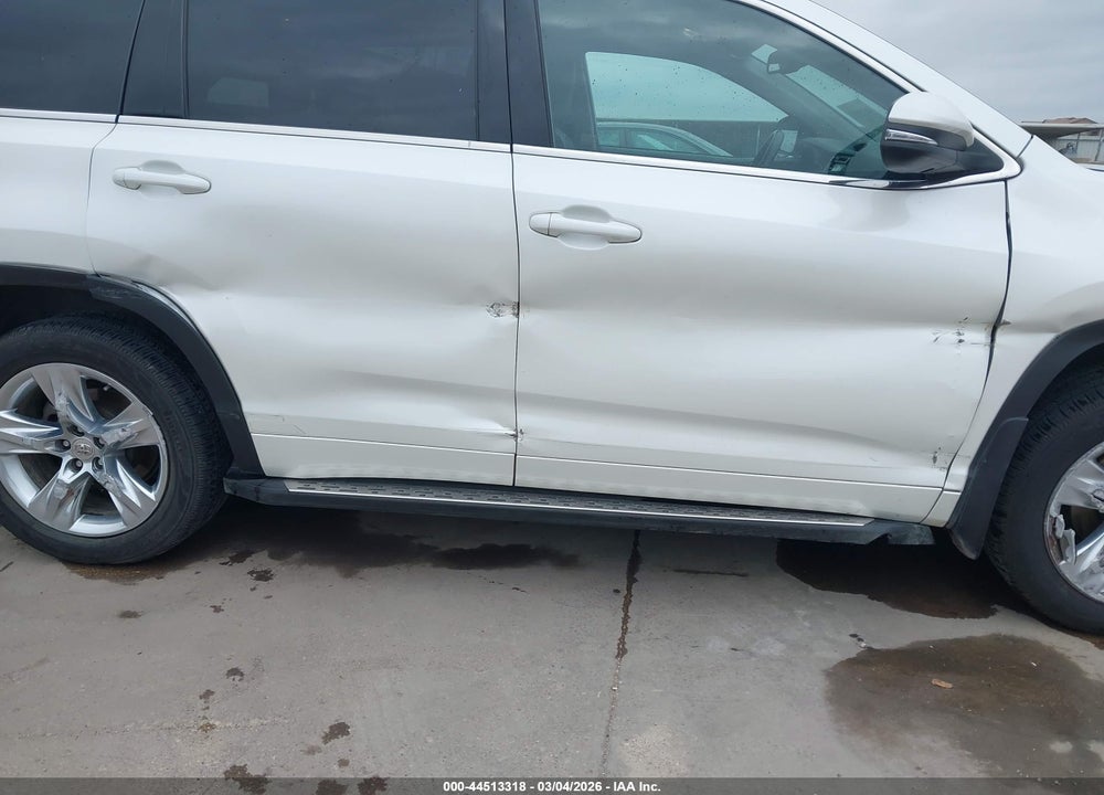 2015 TOYOTA HIGHLANDER LIMITED V6 VIN: 5TDYKRFH8FS077722